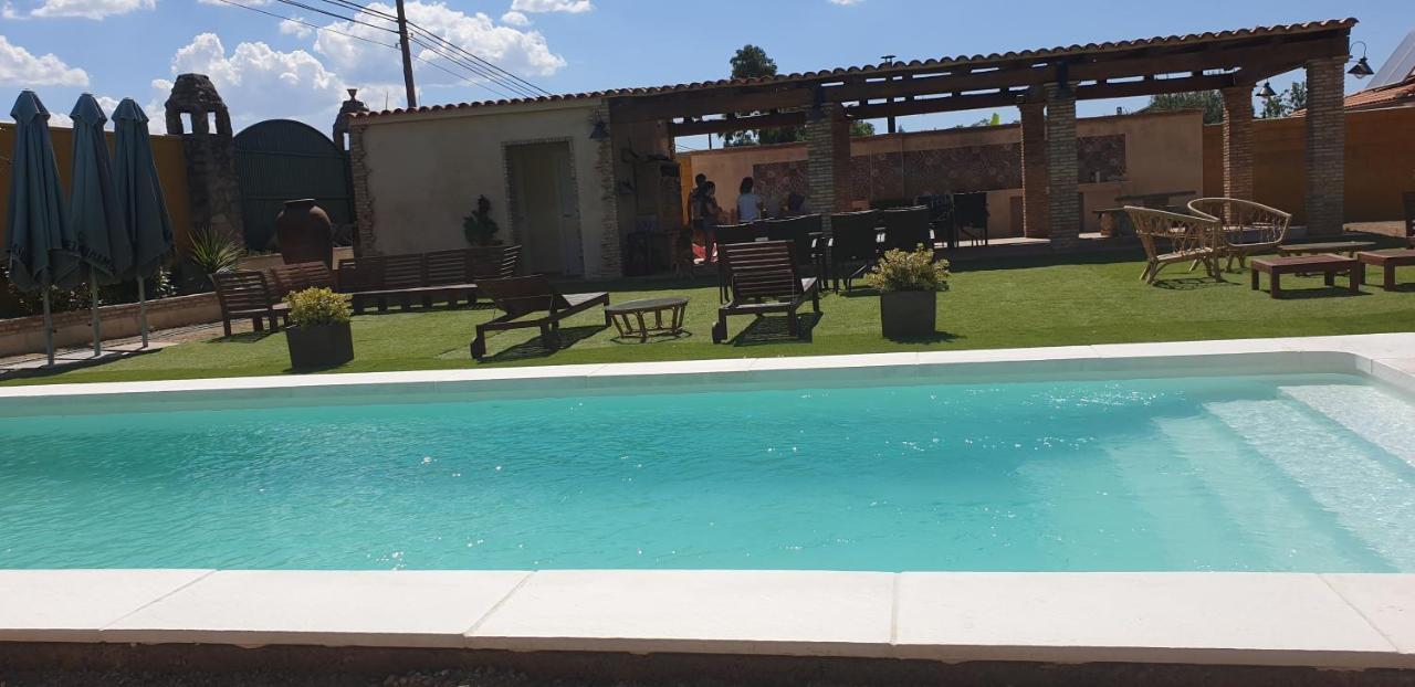 Casa Rural La Piedra De Juana Malpartida de Cáceres Kültér fotó